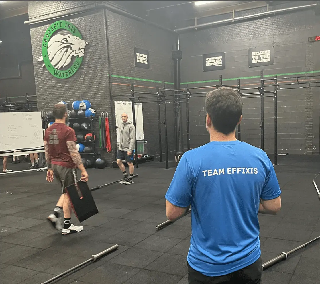 Effixis team doing sport to promote overall employee wellbeing